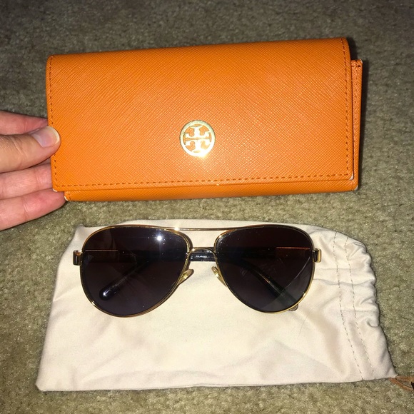 Tory Burch sunglasses - Picture 1 of 5